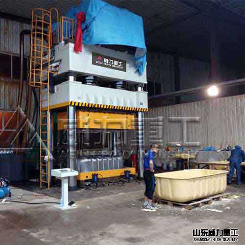 2500吨复合材料成型液压机生产线